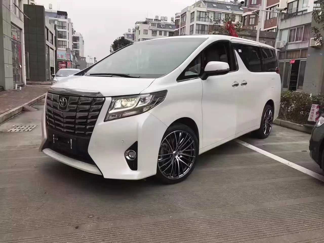 全新，RAYS  DIAVOLA  20寸x8.5J ET28 5×114.3