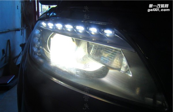 東營改燈 汽車大燈改裝奧迪Q7 升級海拉5雙光透鏡氙氣燈 東營光速改