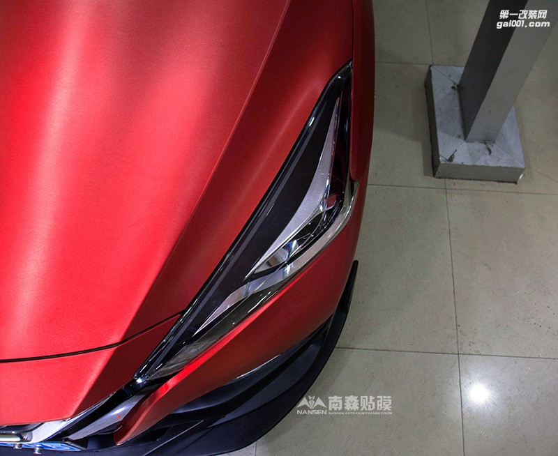 日產(chǎn)藍鳥車身改色效果案例 南森汽車改色出品