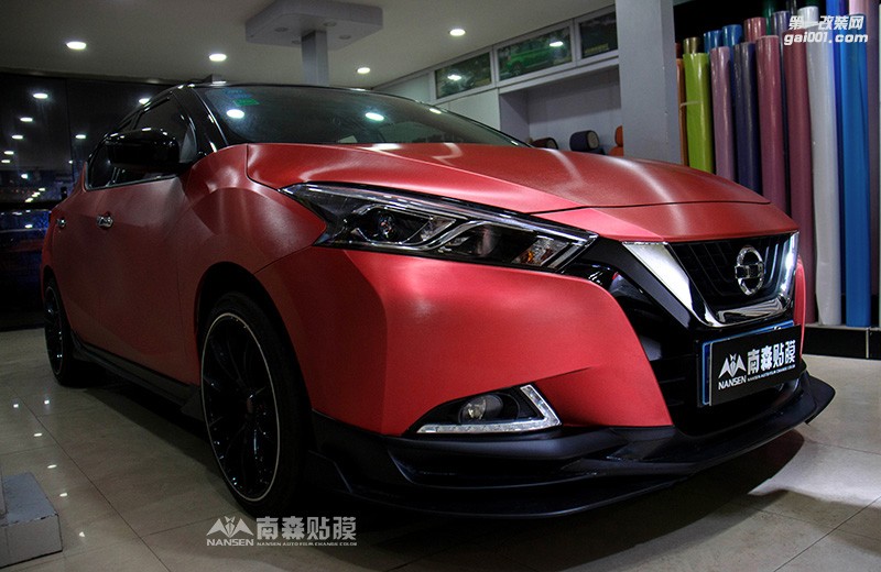 日產(chǎn)藍鳥車身改色效果案例 南森汽車改色出品