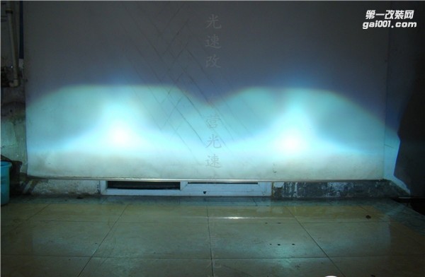 東營(yíng)改燈 凱迪拉克ATS 日行燈+海拉5 東營(yíng)光速改