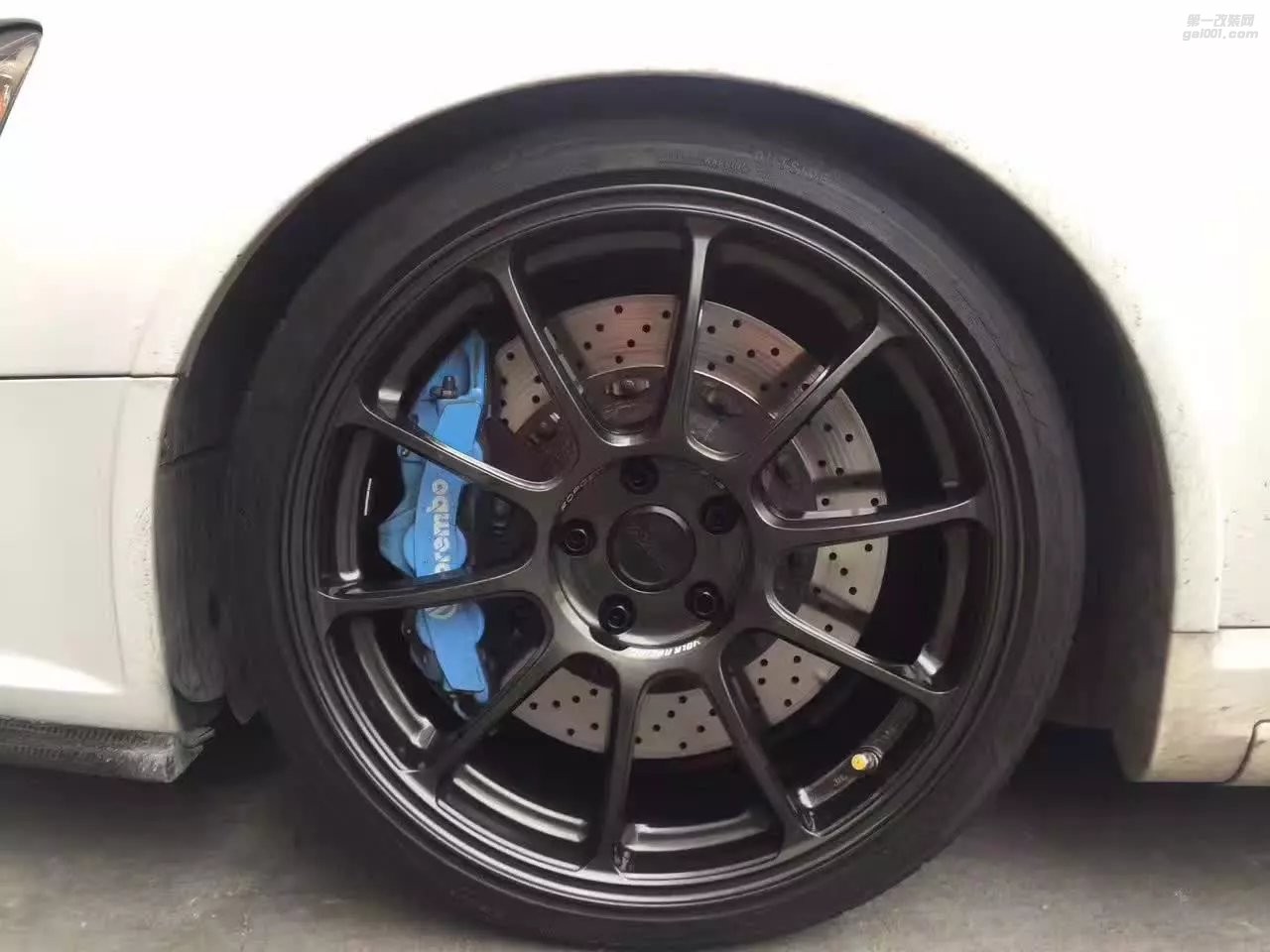 大眾，換 RAYS  ZE40 完工