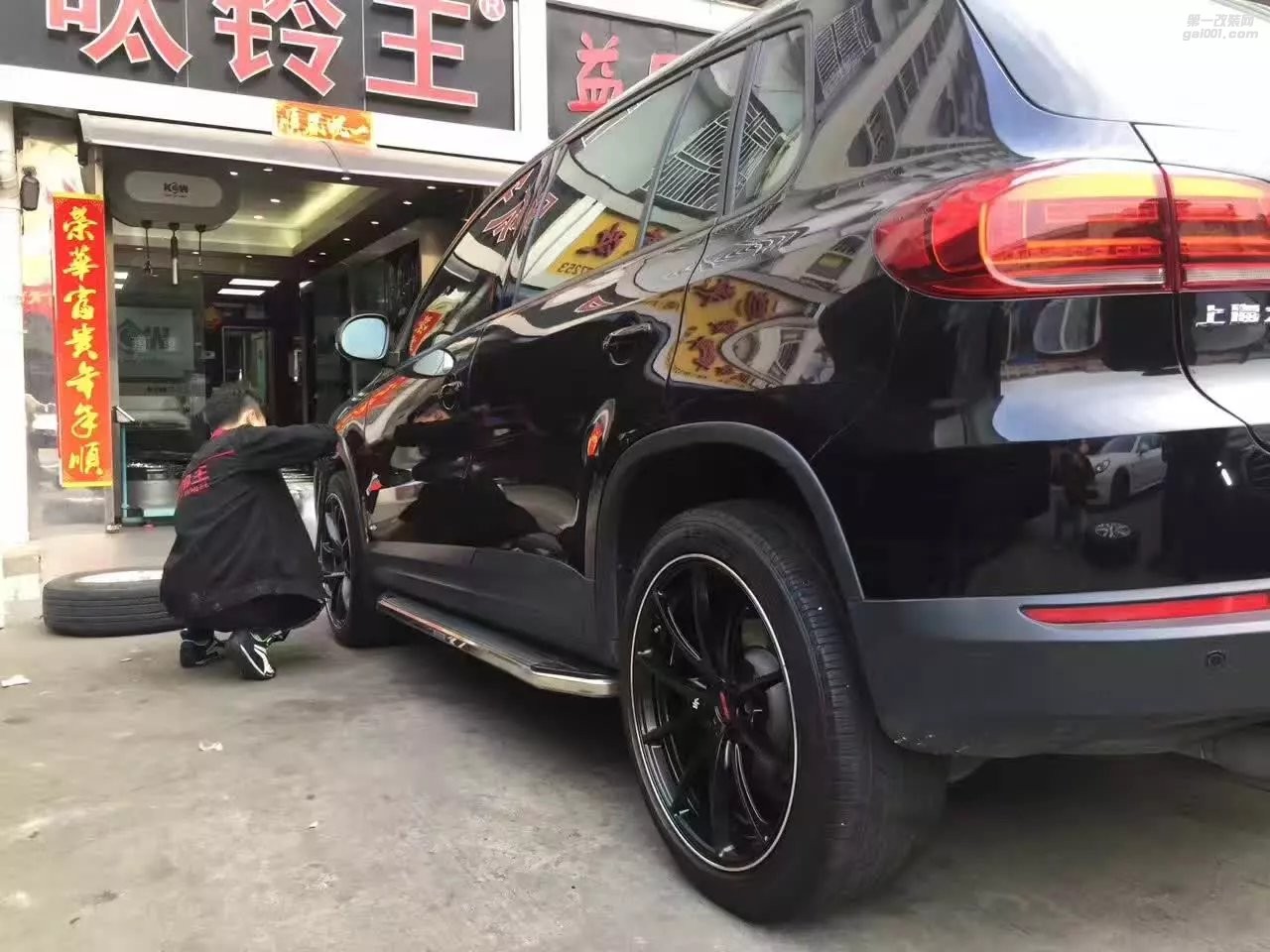 大眾， 換 RAYS  G25  完工