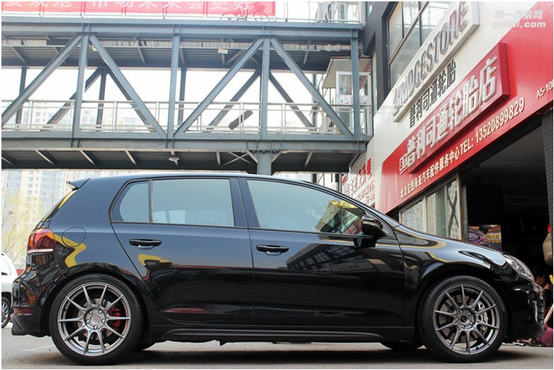 海亞：高爾夫6GTI 換裝 SRR GTX01 18寸輕量化輪轂