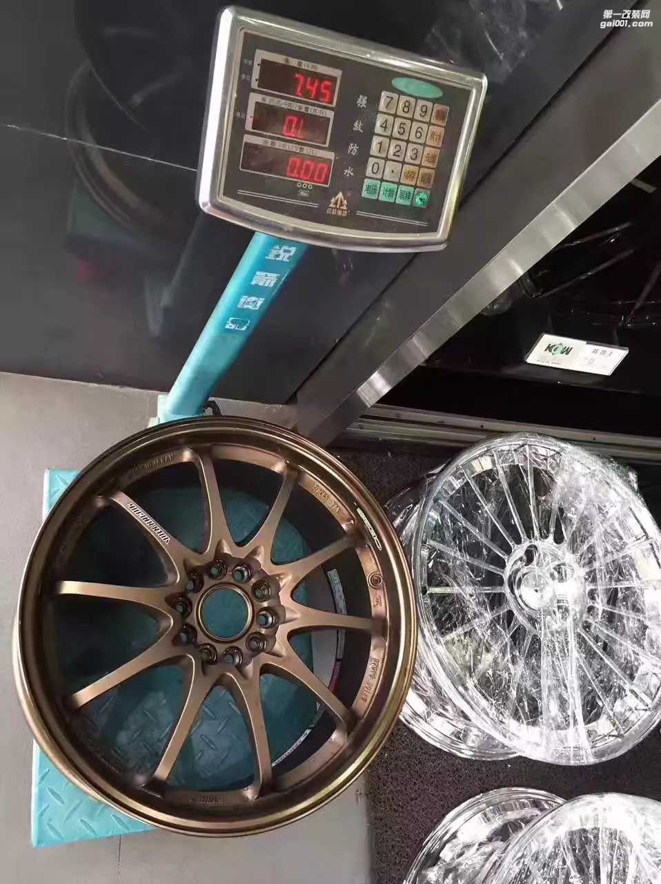 日本  鍛造  RAYS  CE28 18寸