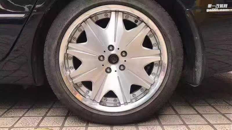 WORK 大餅 裝車，謝謝老板回圖