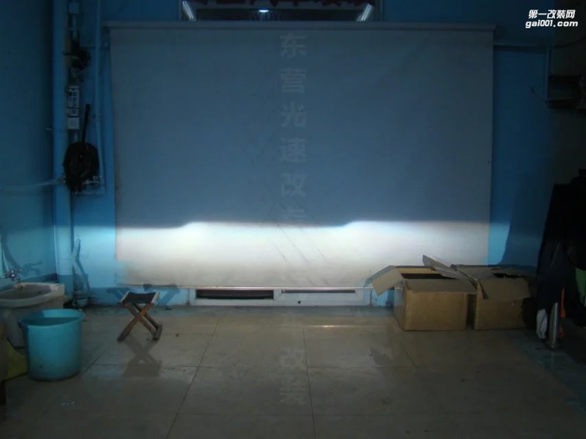東營(yíng)光速改汽車(chē)大燈改裝升級(jí) 斯巴魯 海拉5