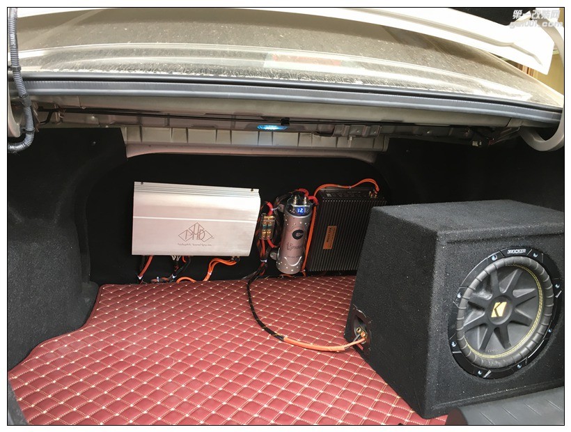 昆明榮威350音響改裝,一路追求好聲音車主第四次升級音響系統(tǒng)！
