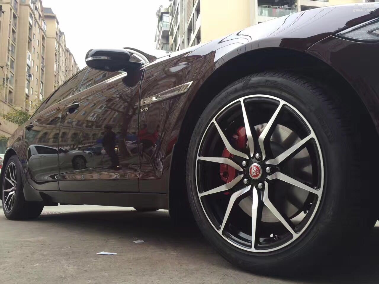 捷豹XJL 提車升級(jí)19寸鍛造輪轂 成都紅駱駝案例
