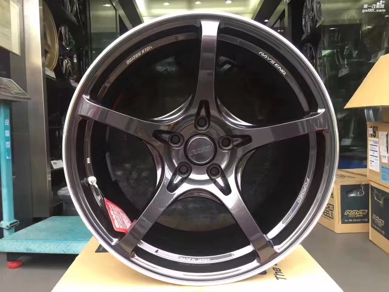 英菲尼迪，換 全新 RAYS  19寸 完工！