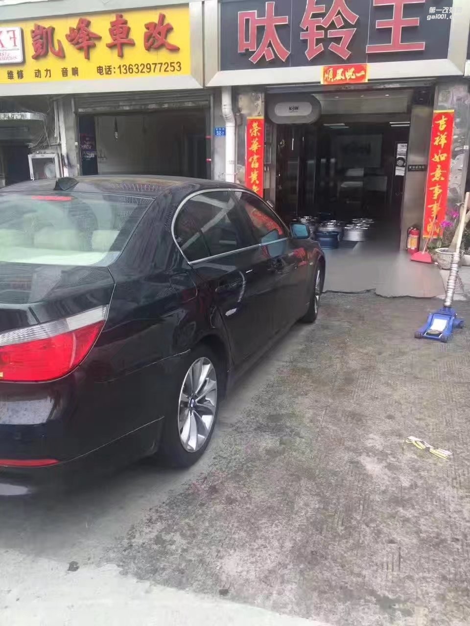 寶馬，換 原裝  18寸  完工！