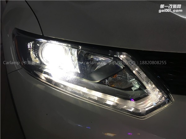 廣州【卡萊姆浦車燈】日產(chǎn)新奇駿：卡萊姆浦海拉5雙光透鏡+粉色惡魔眼+藍色天使眼