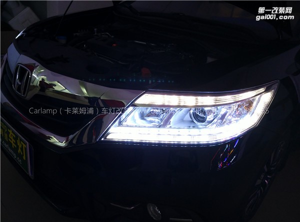 廣州凌派改燈，車燈改裝升級：卡萊姆浦美標(biāo)Q5雙光透鏡氙氣大燈LED日行燈