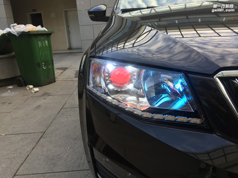 上海新明銳車(chē)燈升級(jí)改裝 歐司朗氙氣燈 LED日行燈 海拉5透鏡 惡魔眼