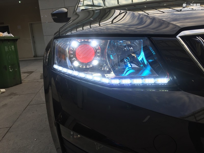 上海新明銳車(chē)燈升級(jí)改裝 歐司朗氙氣燈 LED日行燈 海拉5透鏡 惡魔眼