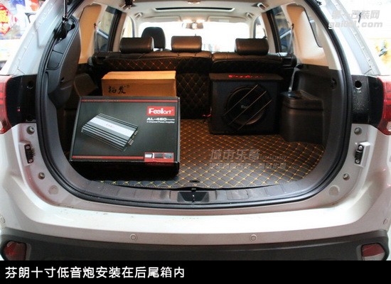 三菱歐藍(lán)德汽車音響改裝芬朗喇叭DSP處理器隔音止震長(zhǎng)沙城市樂(lè)酷