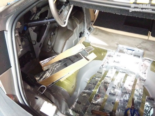 郴州音樂本色汽車音響榮威950汽車音響改裝