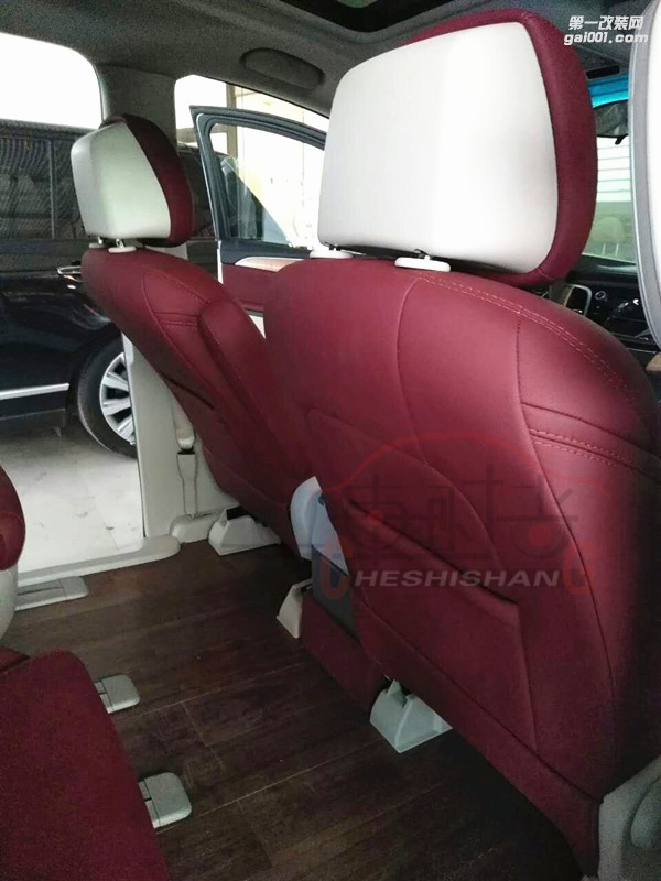 別克GL8汽車內(nèi)飾座椅改裝包皮/商務(wù)車內(nèi)飾定制改裝