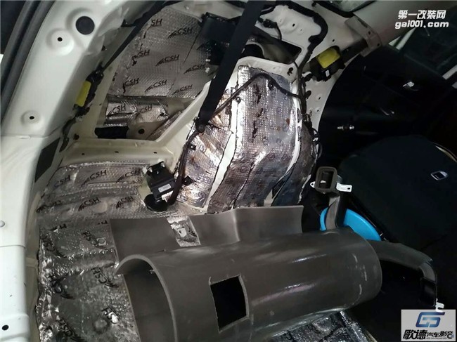 武漢全車隔音工程 起亞索蘭托施工STP隔音 歌德汽車