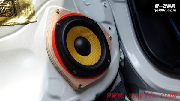 中山億豐行汽車音響改裝.妙手成美音——豐田雷凌汽車音響改裝