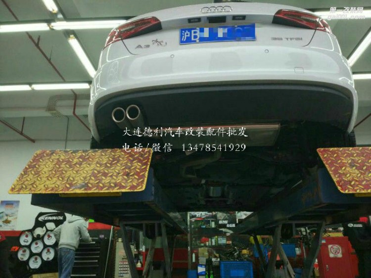 新款?yuàn)W迪A3 1.4T改裝Repose四出排氣