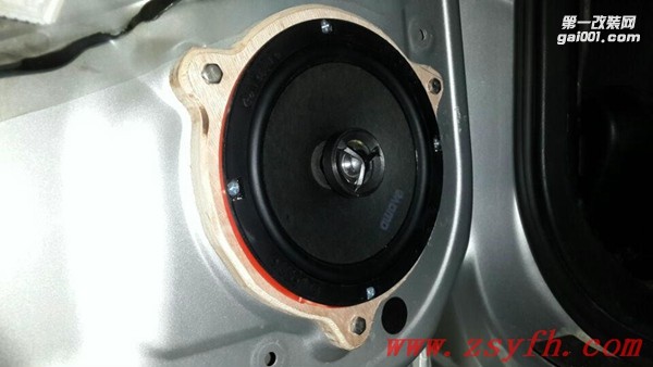 中山億豐行汽車(chē)音響改裝.眾中出個(gè)性——日產(chǎn)逍客汽車(chē)音響改裝