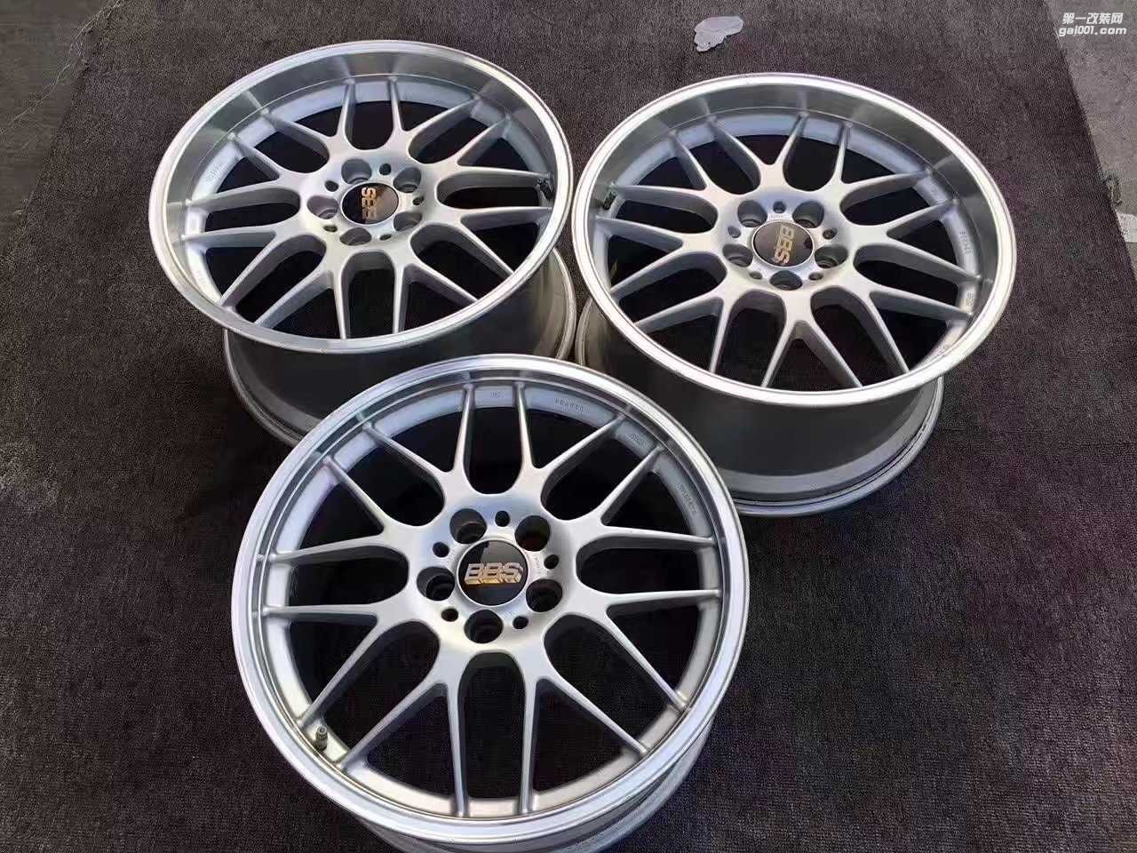 二手，鍛造 BBS  RGR  18寸