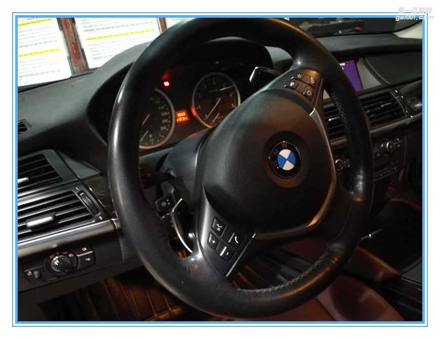 寶馬X6音響無損改裝升級(jí) 泉州山水汽車音響改裝