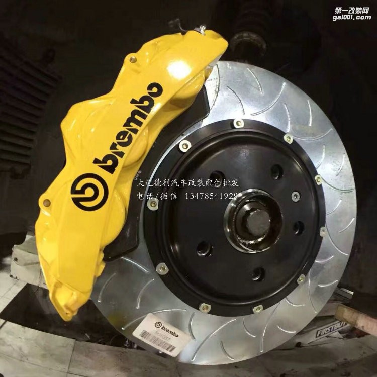 奧迪S3上布雷博GT6龍鱗剎車盤套裝