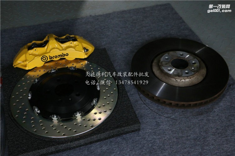 奧迪SQ5改裝意大利競(jìng)技版brembo GT 剎車性能超強(qiáng)