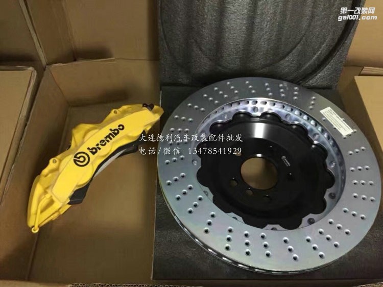 奧迪SQ5改裝意大利競(jìng)技版brembo GT 剎車性能超強(qiáng)