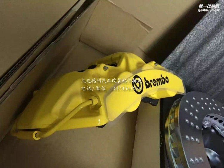 奧迪SQ5改裝意大利競(jìng)技版brembo GT 剎車性能超強(qiáng)