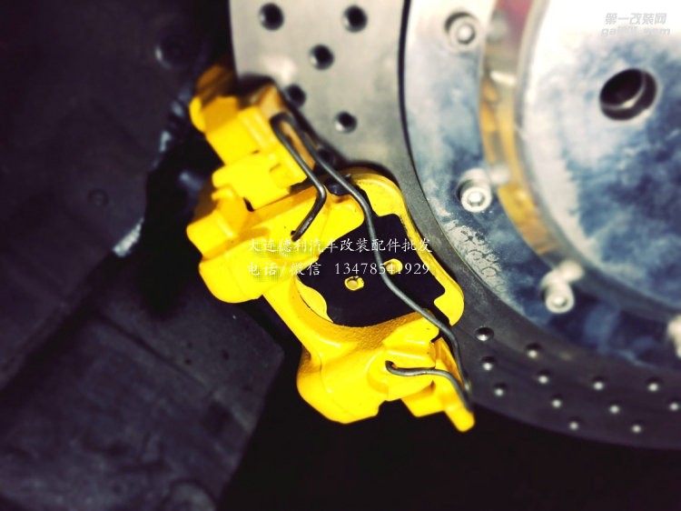 新款TTQ升級前Brembo GT6活塞剎車后加剎車盤