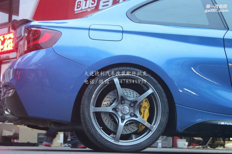 寶馬M235改裝布雷博bremboGT6鮑魚(yú)剎車.RAYS G50輪轂