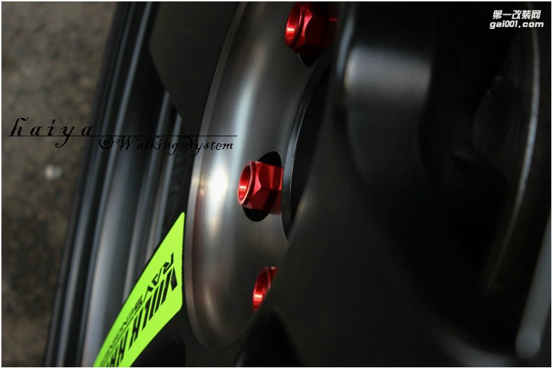 海亞：奔馳GLA45AMG 換裝 RAYS TE37SLPR綠標(biāo) 19輕量化輪轂