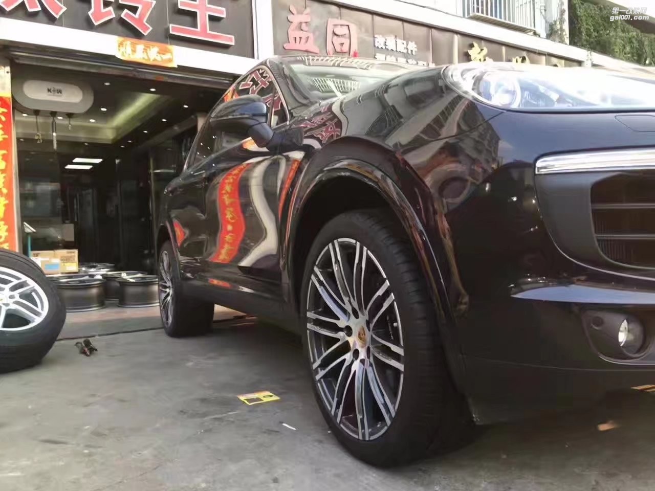 卡宴新車上 鍛造 鏡面 原裝 21寸 完工！