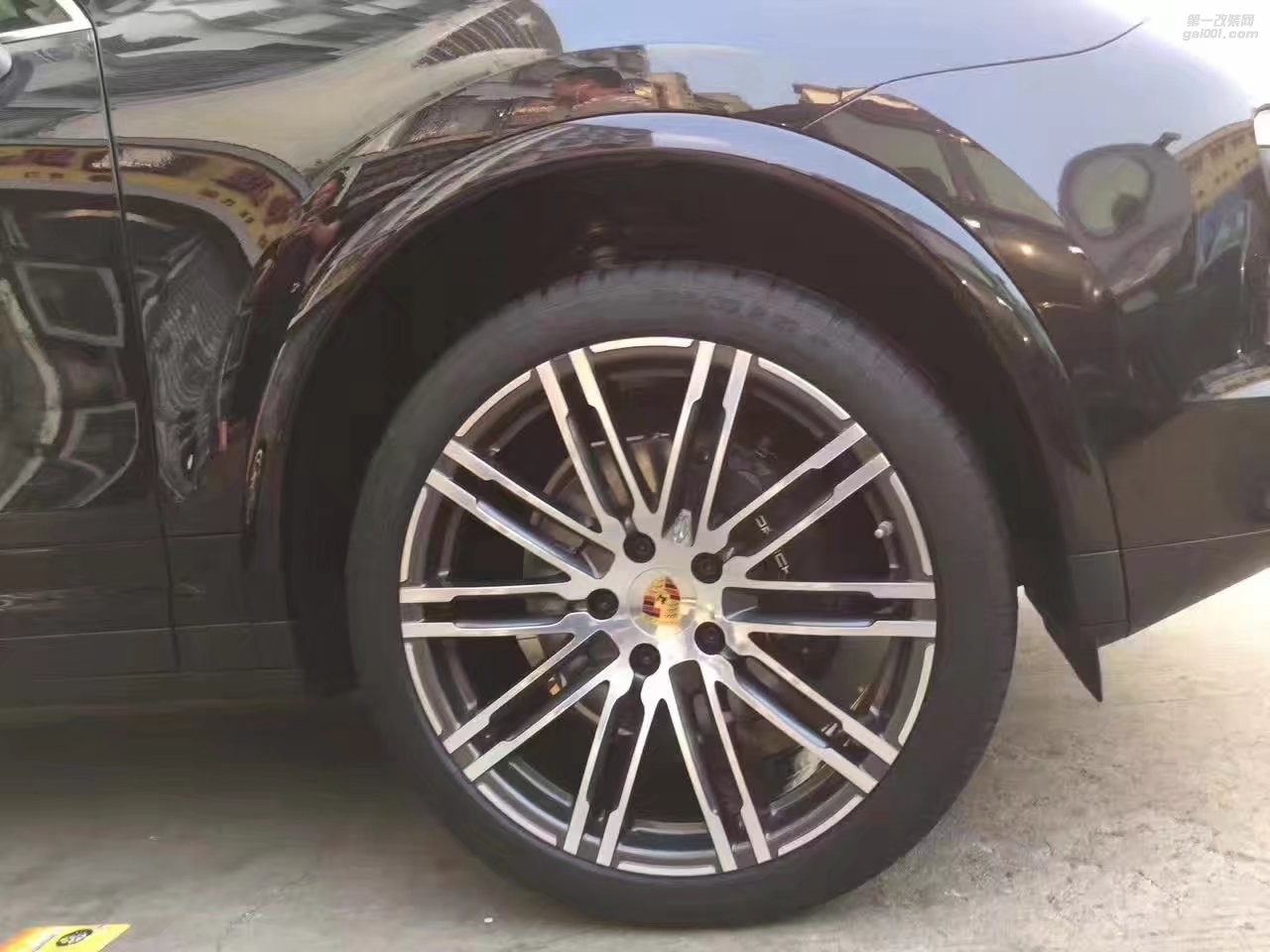卡宴新車上 鍛造 鏡面 原裝 21寸 完工！