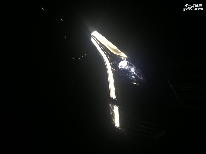 凯迪拉克XT5车灯高配大灯 28T升级28T高配大灯 海拉全LED大灯