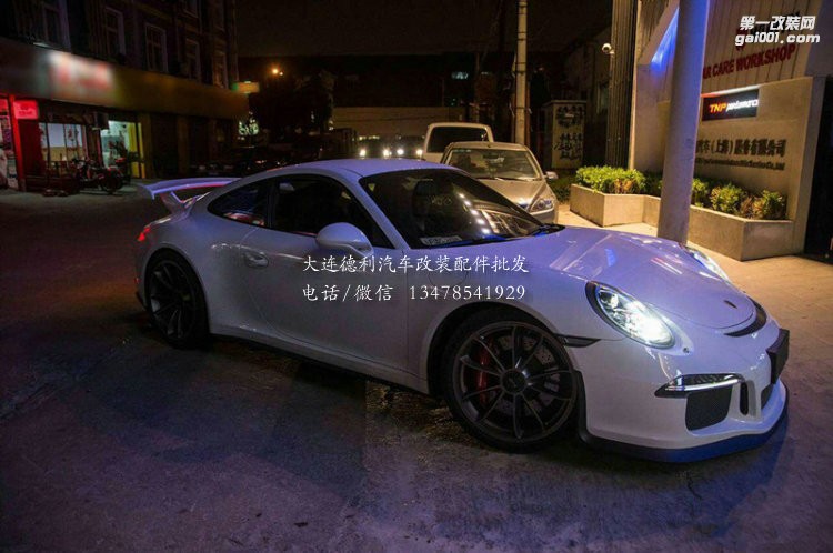 保時(shí)捷991 GT3升級(jí)AK天蝎運(yùn)動(dòng)排氣