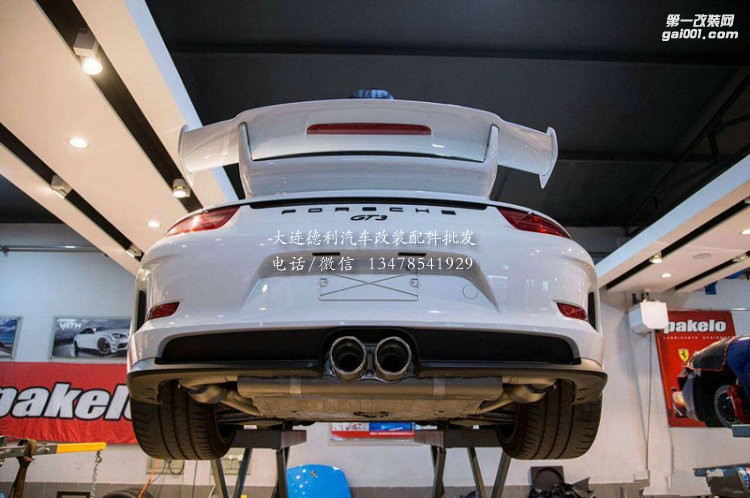 保時(shí)捷991 GT3升級(jí)AK天蝎運(yùn)動(dòng)排氣