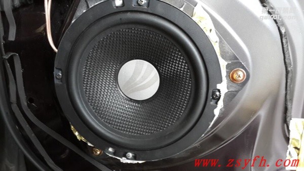 中山億豐行汽車音響改裝.聲場(chǎng)提升——比亞迪M6汽車音響改裝