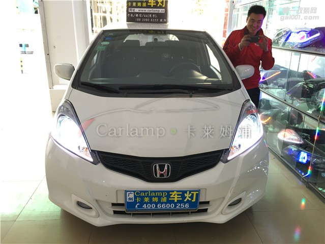 廣州本田飛度 11-13款改燈，車燈改裝升級(jí)：卡萊姆浦美標(biāo)Q5雙光透鏡+氙氣大燈套餐+白天使+雙色LED導(dǎo)光日行燈