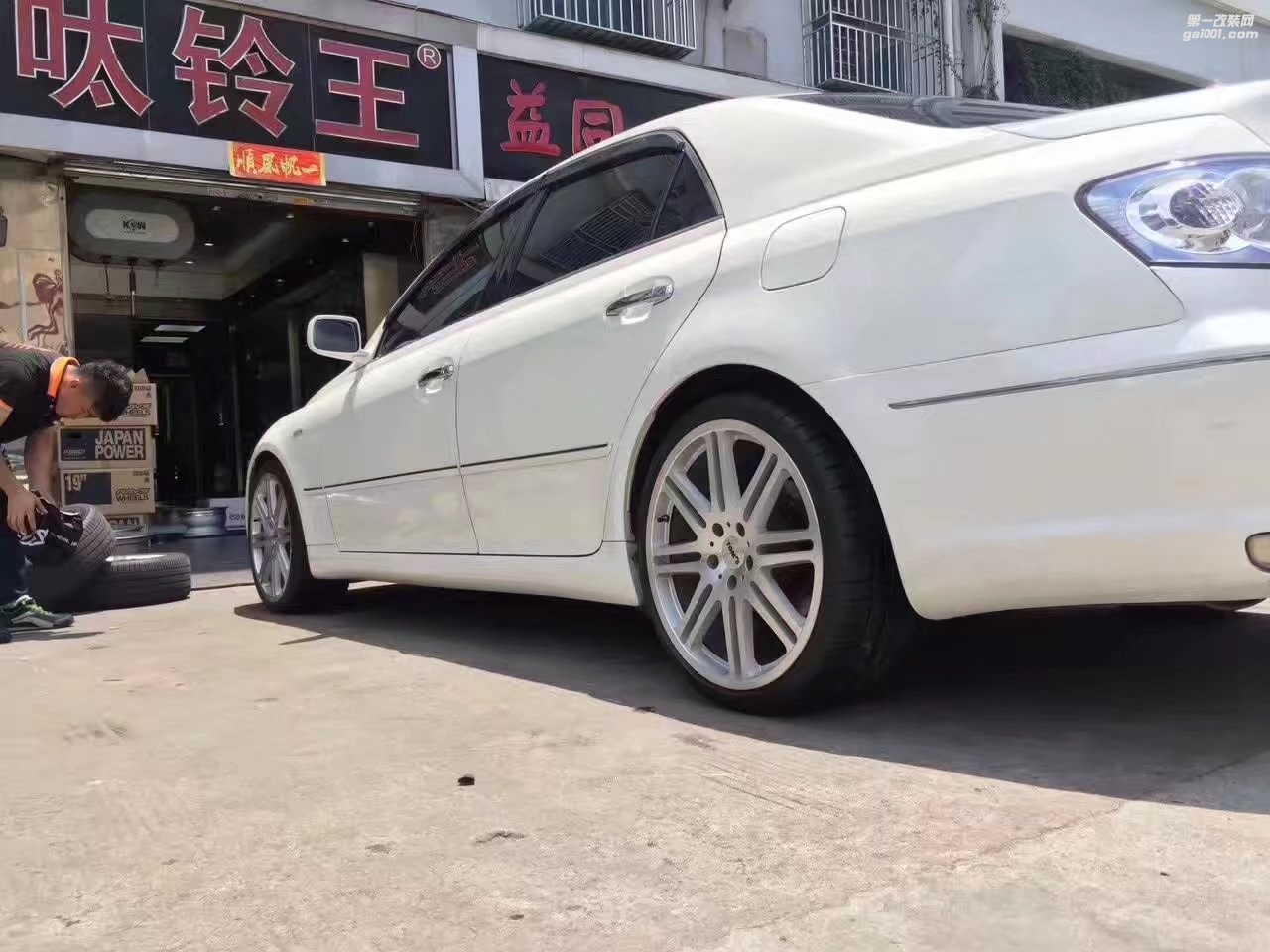 Tom's  19寸 裝車完工