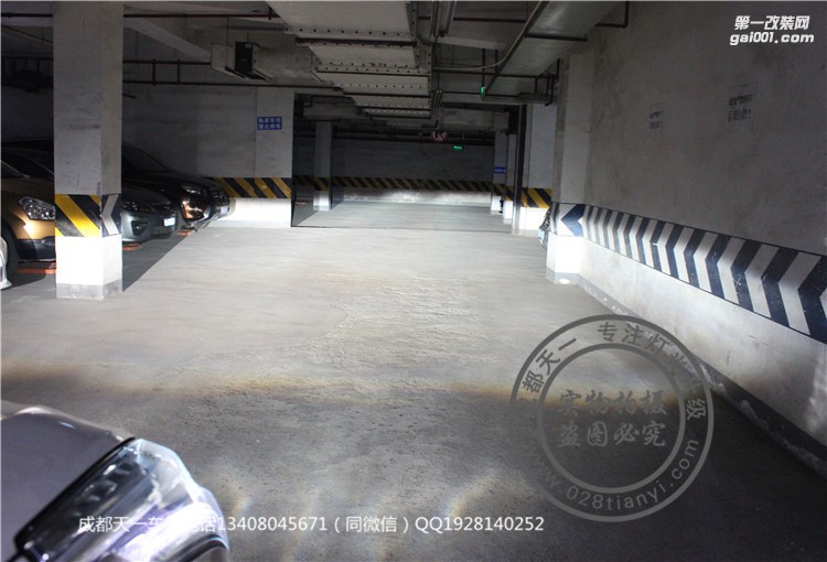 成都凱迪拉克XT5車燈改裝高配LED日行燈海拉透鏡成都改燈