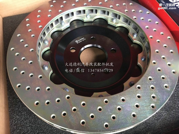 保時(shí)捷macan 2.0T改裝前brembo GT6剎車套裝