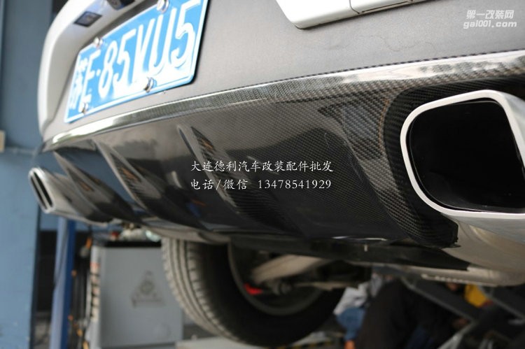 保時捷macan vst碳纖維內(nèi)飾，門板碳纖內(nèi)飾