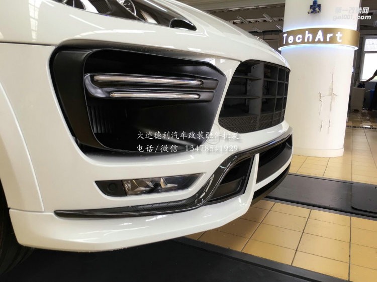 保時(shí)捷Macan改裝泰卡特包圍套件