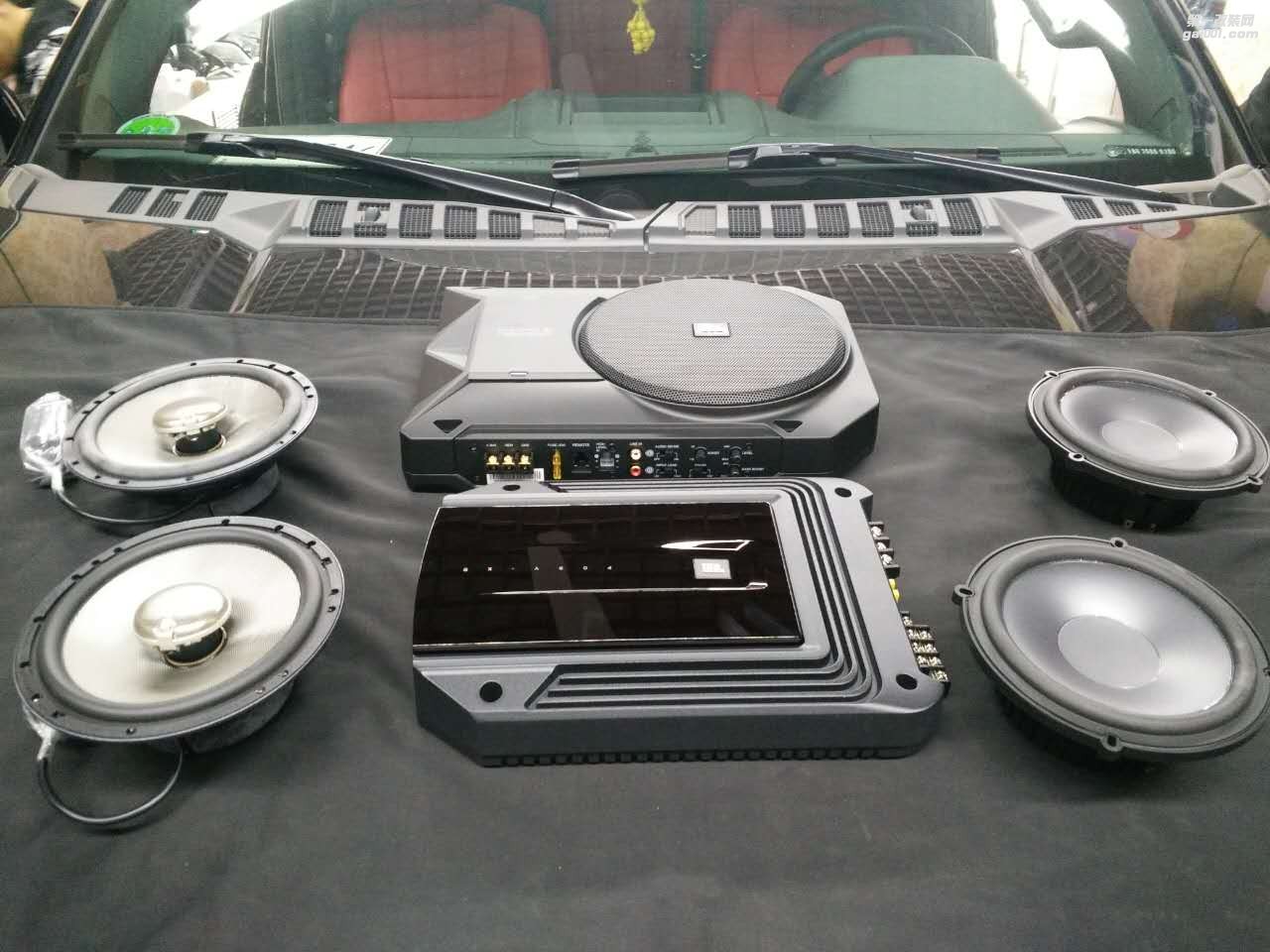 哈爾濱汽車音響改裝福特猛禽--改裝美國JBL套裝