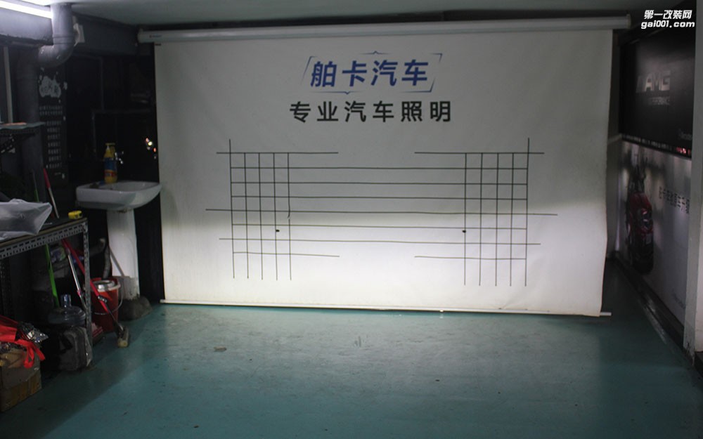 奔奔大燈升級定制海拉5透鏡、澳茲姆安定器、歐司朗cbi燈泡效果