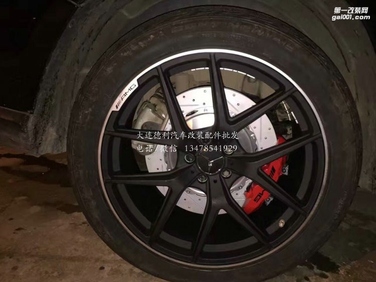 奔馳GL350（W166）,前AMG六活塞改裝AMG四活塞